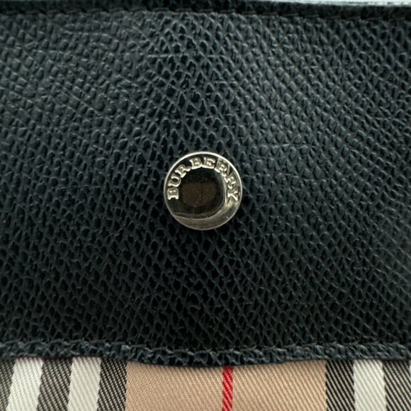 100% Authentic Burberry Nova Check Tote Bag - Picture 7 of 12